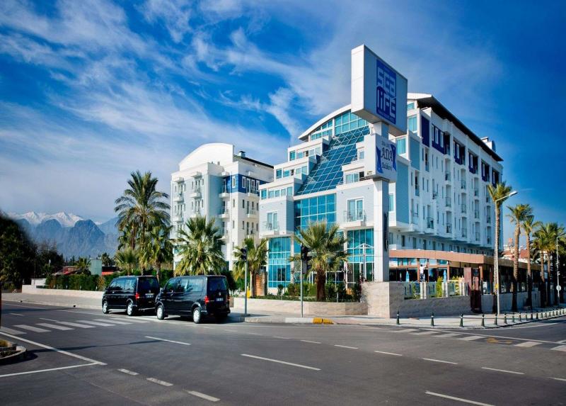 SEALIFE FAMILY RESORT HOTEL