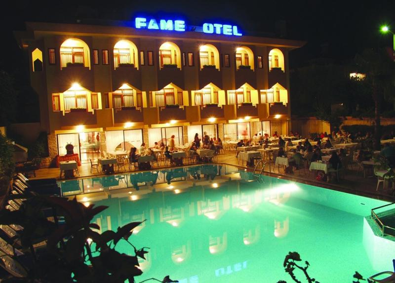 Fame Hotel / Fame Hotel