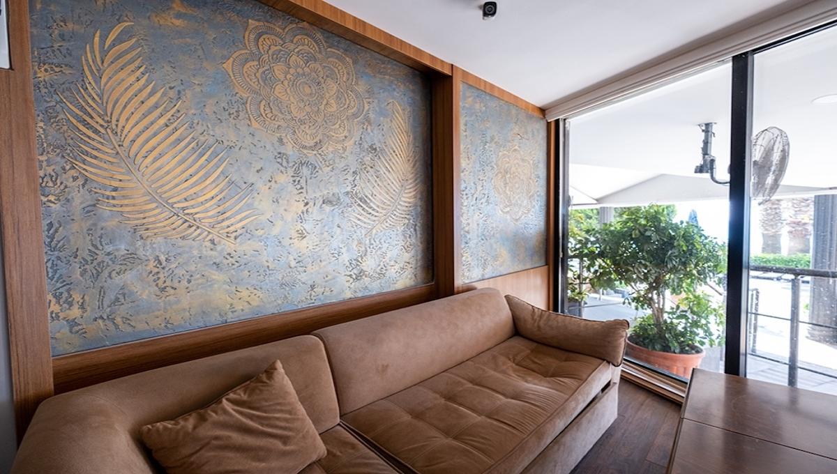 Sunday Beach / Sunday Beach