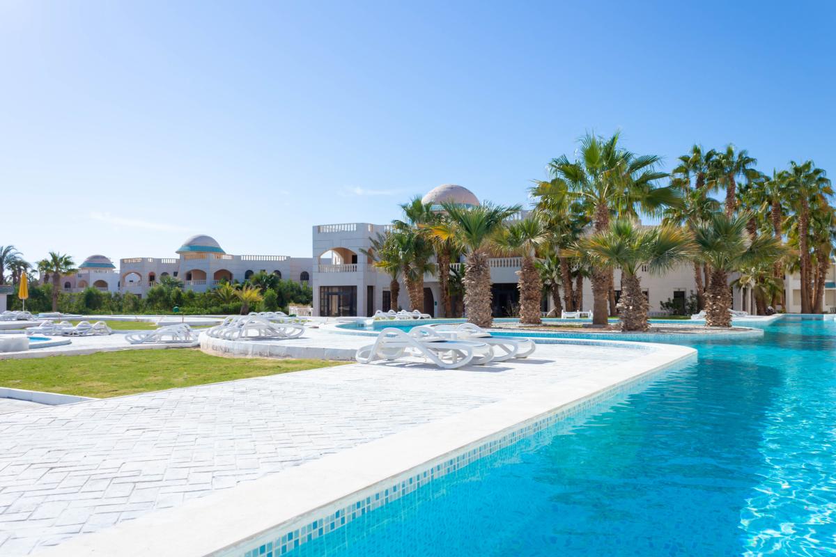 White Valley Palace Resort / White Valley Palace Resort