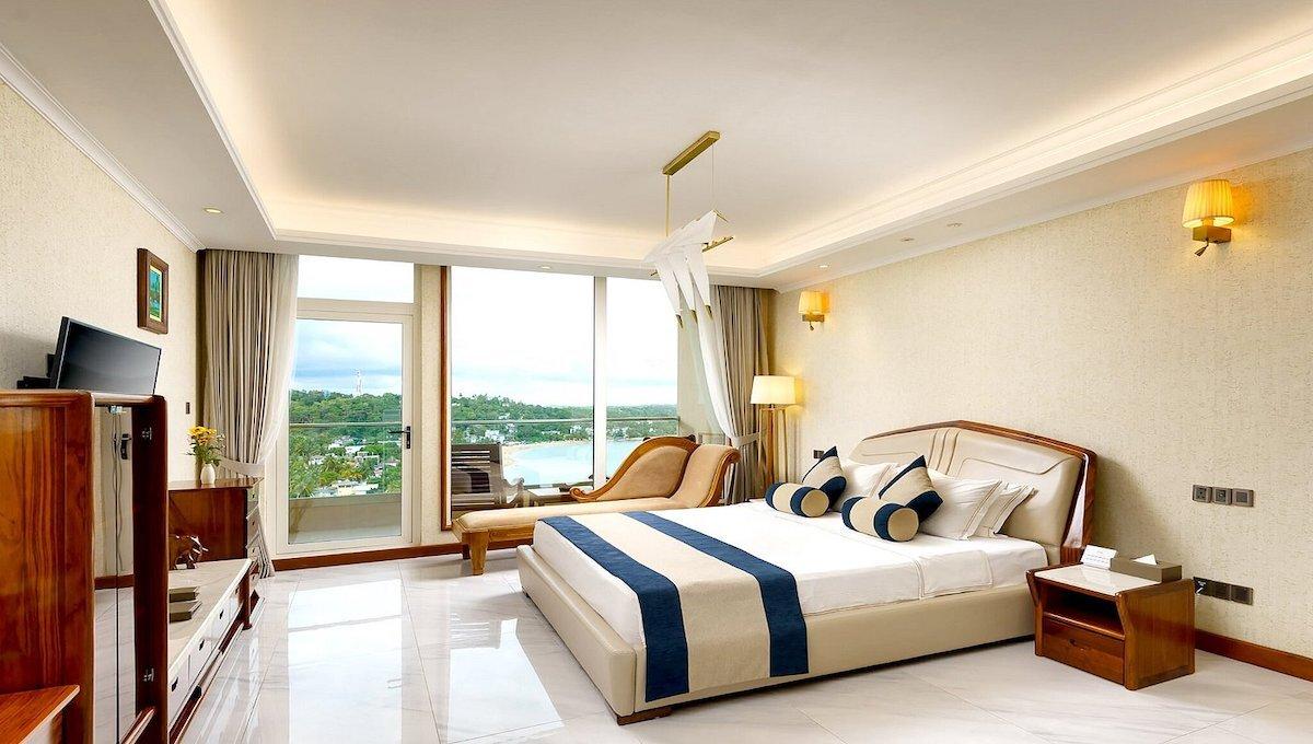 Araliya Beach / Araliya Beach