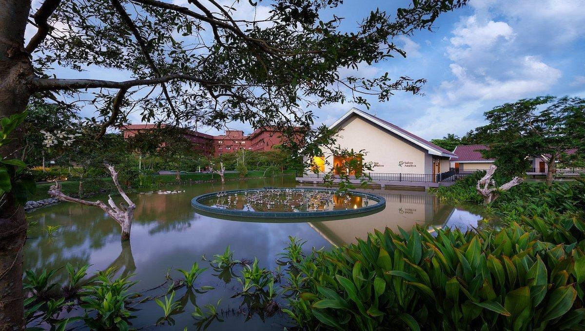 Araliya Beach / Araliya Beach