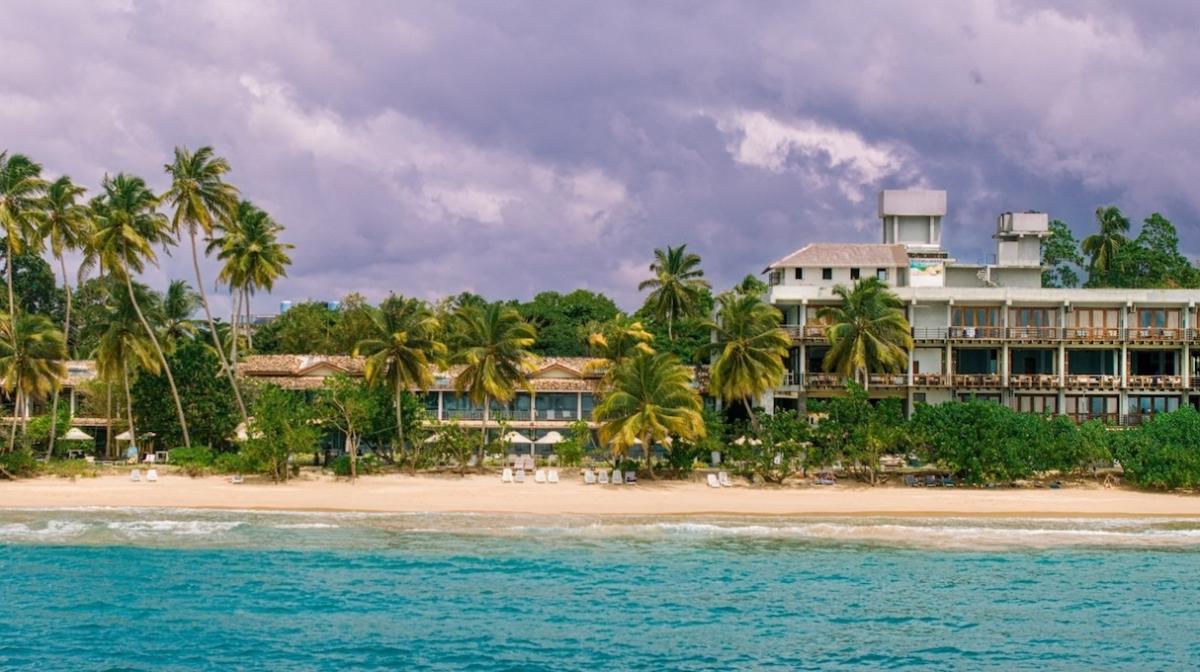 Paradise Beach Club / Paradise Beach Club