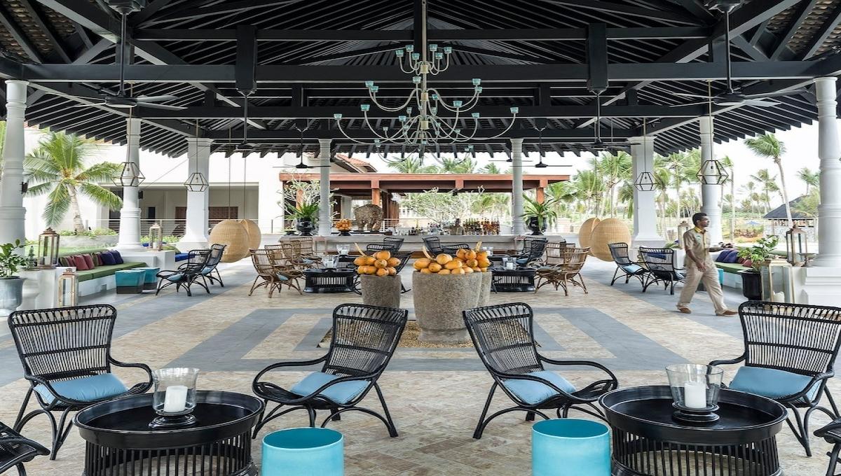 Shangri La Resort & Spa / Shangri La Resort & Spa