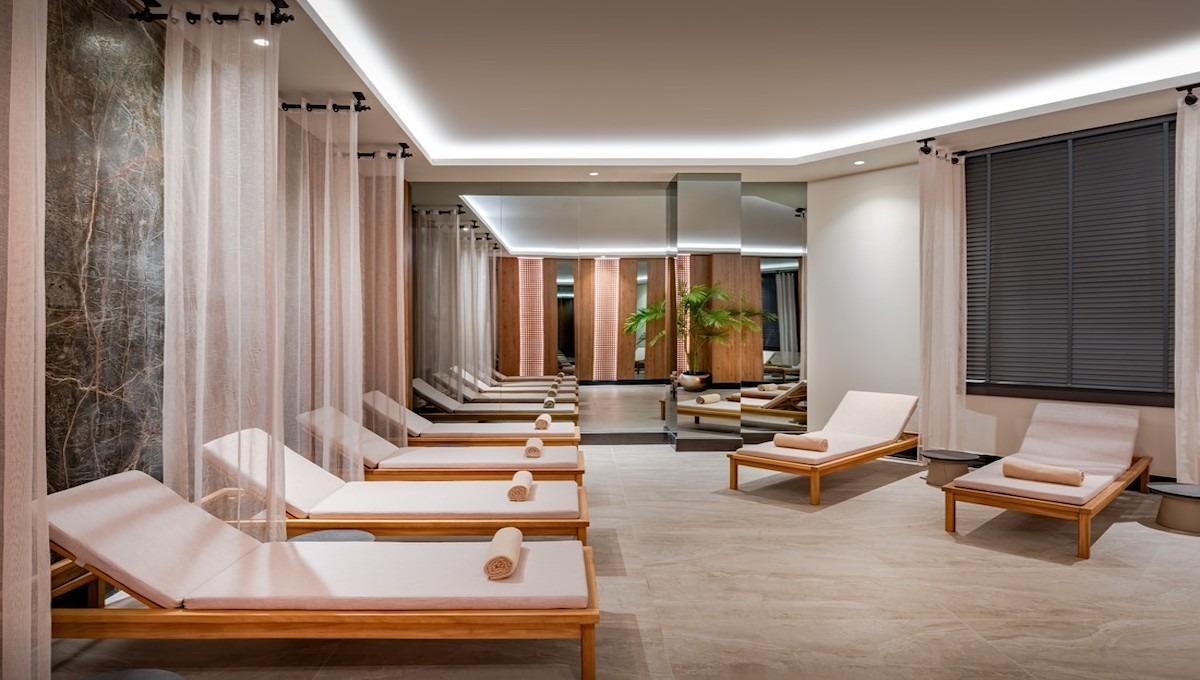 Delphin Palace Resort Hotel / Delphin Palace Resort Hotel