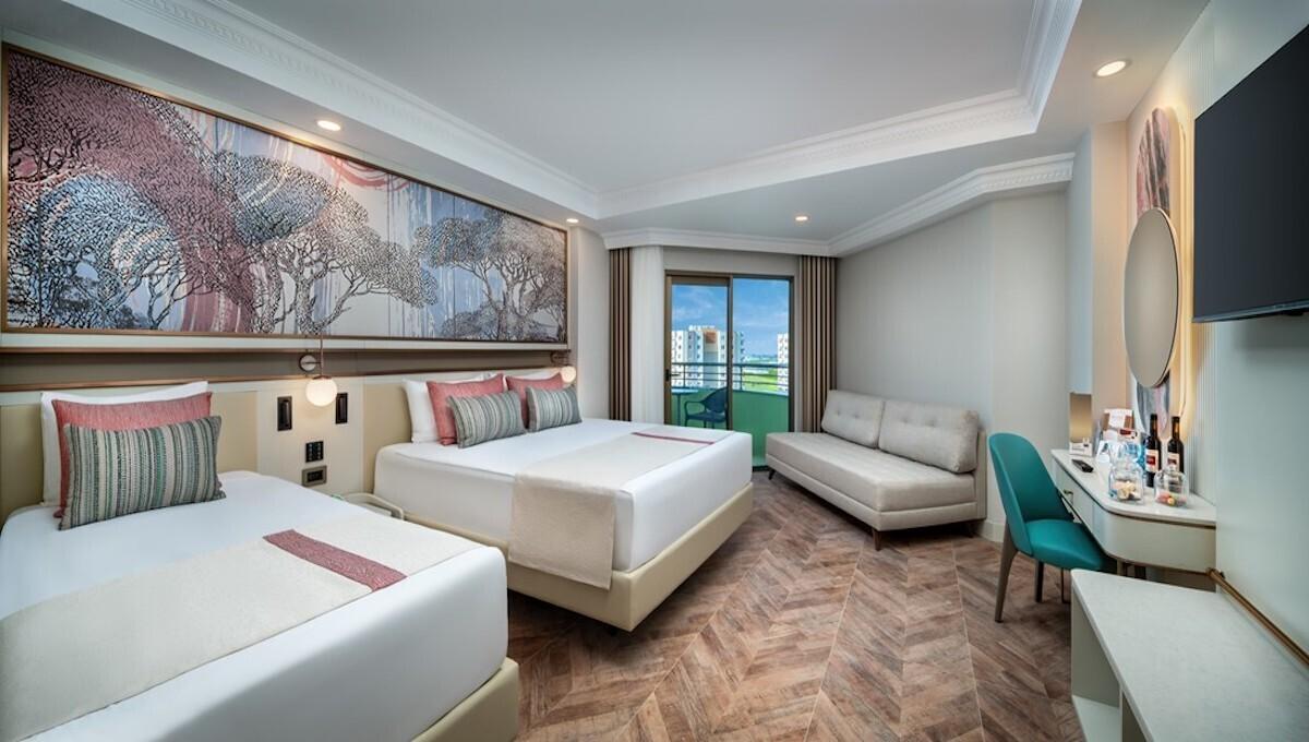 Delphin Palace Resort Hotel / Delphin Palace Resort Hotel