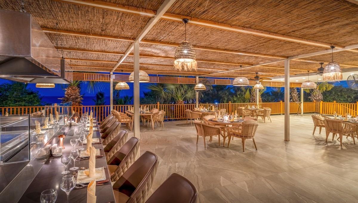 Delphin Palace Resort Hotel / Delphin Palace Resort Hotel