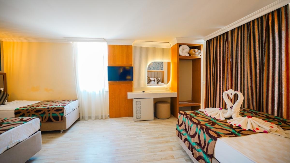 Concordia Celes Hotel / Concordia Celes Hotel