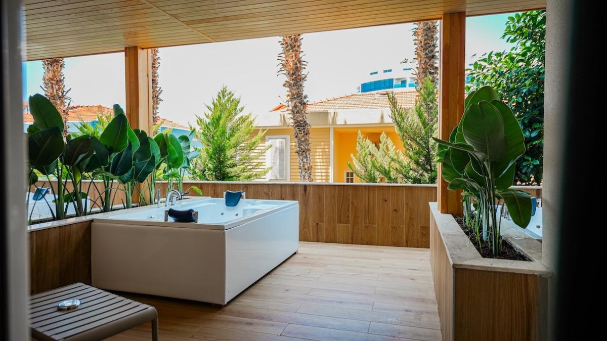 Concordia Celes Hotel / Concordia Celes Hotel