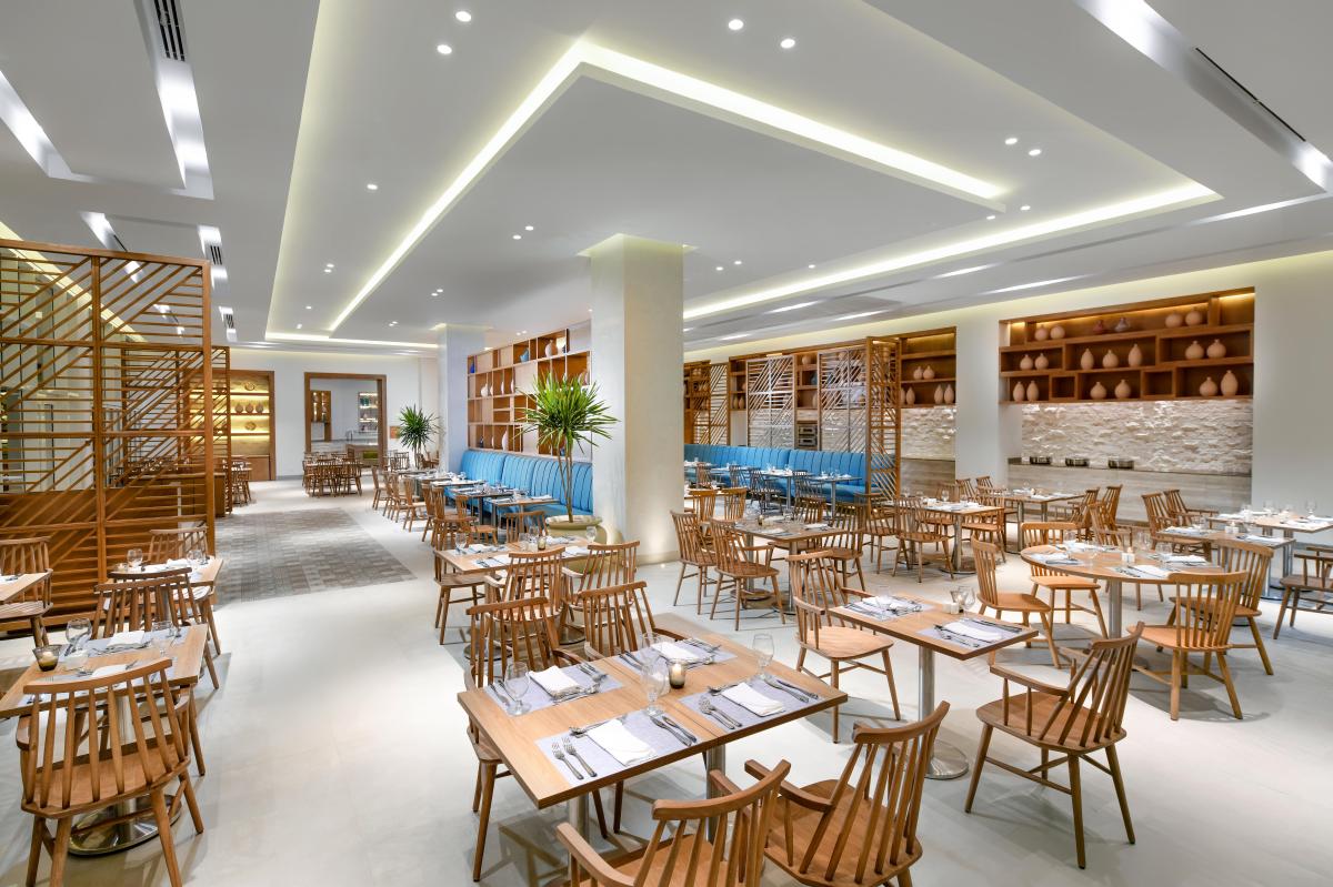 Jaz Costa Mares / Jaz Costa Mares