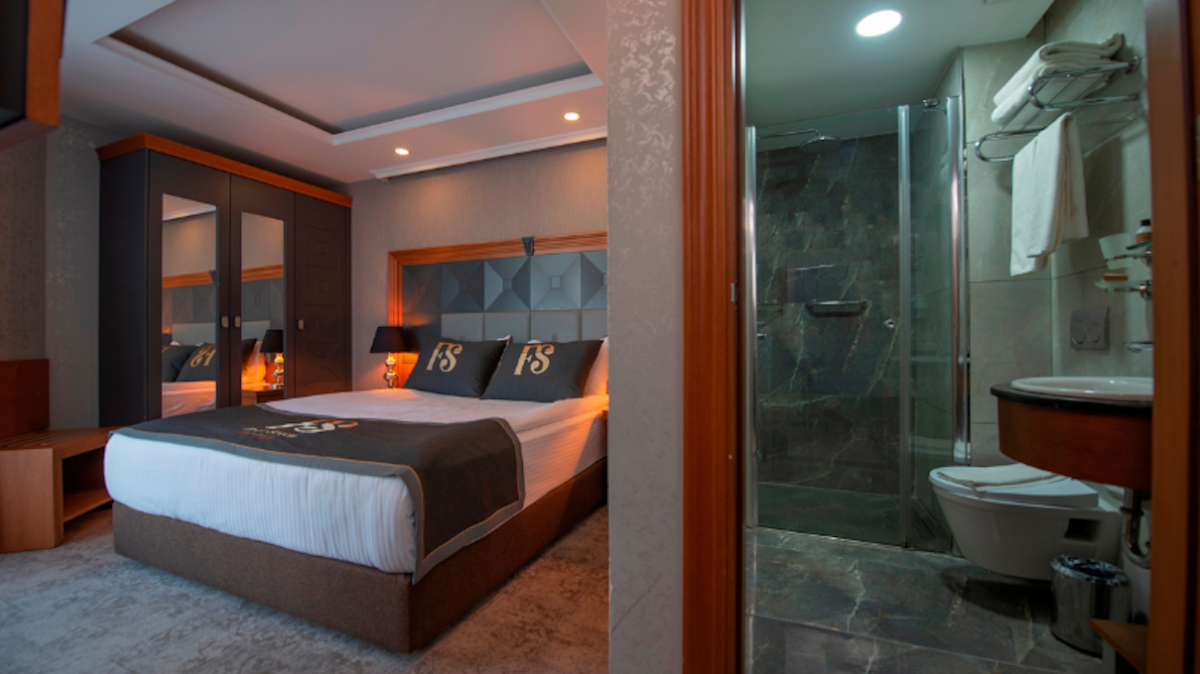 Four Seven Hotel / Four Seven Hotel