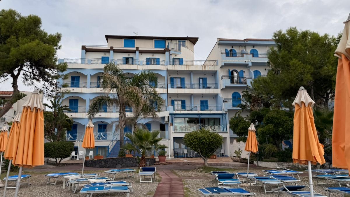 Hotel Nike / Hotel Nike