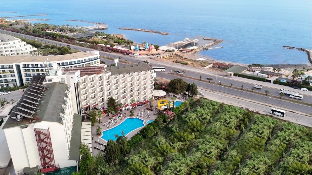 Asrin Beach Hotel / Asrin Beach Hotel