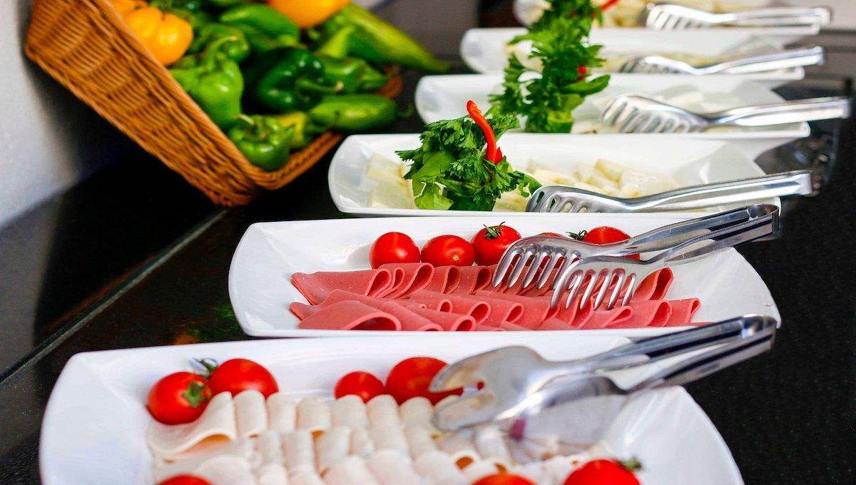 Aurasia Beach Hotel / Aurasia Beach Hotel