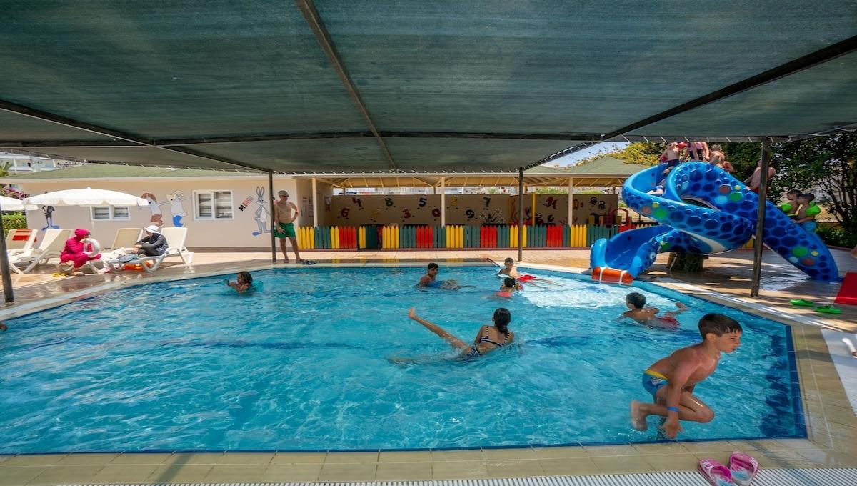 Aydinbey Gold Dreams / Aydinbey Gold Dreams