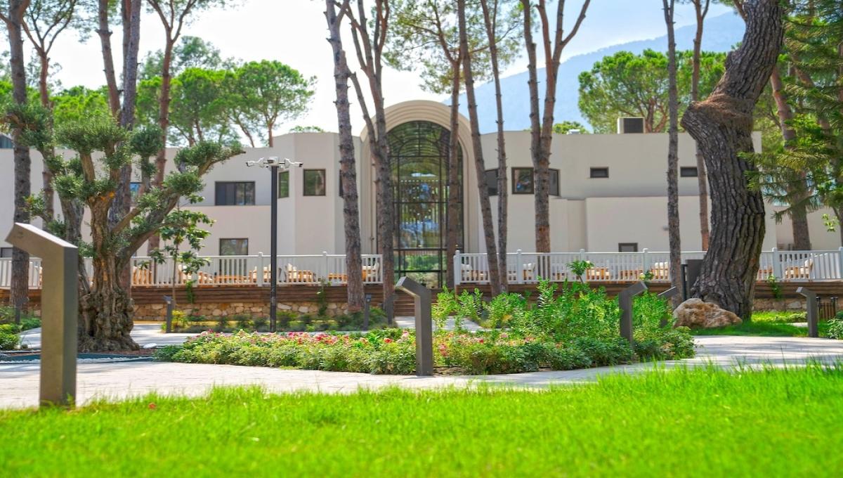 Aydinbey Siu Collection / Aydinbey Siu Collection