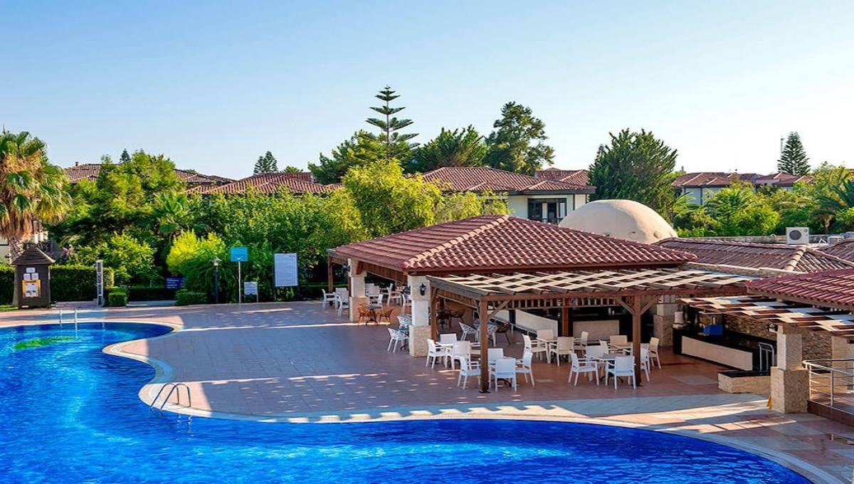 Club Nena / Club Nena