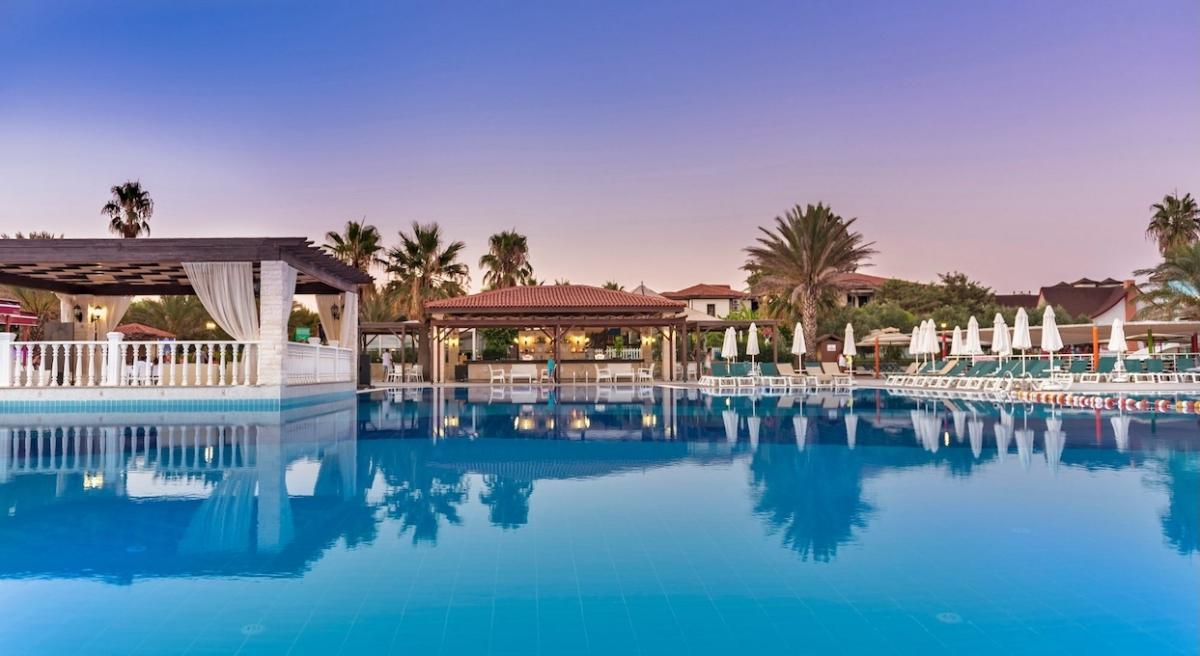 Club Nena / Club Nena