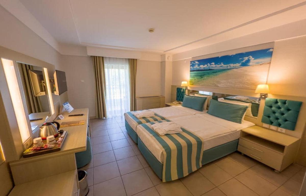 Corendon Hydros Club / Corendon Hydros Club