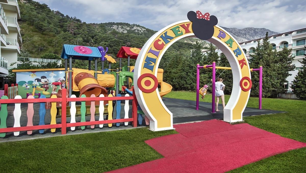 Grand Ring Hotel / Grand Ring Hotel