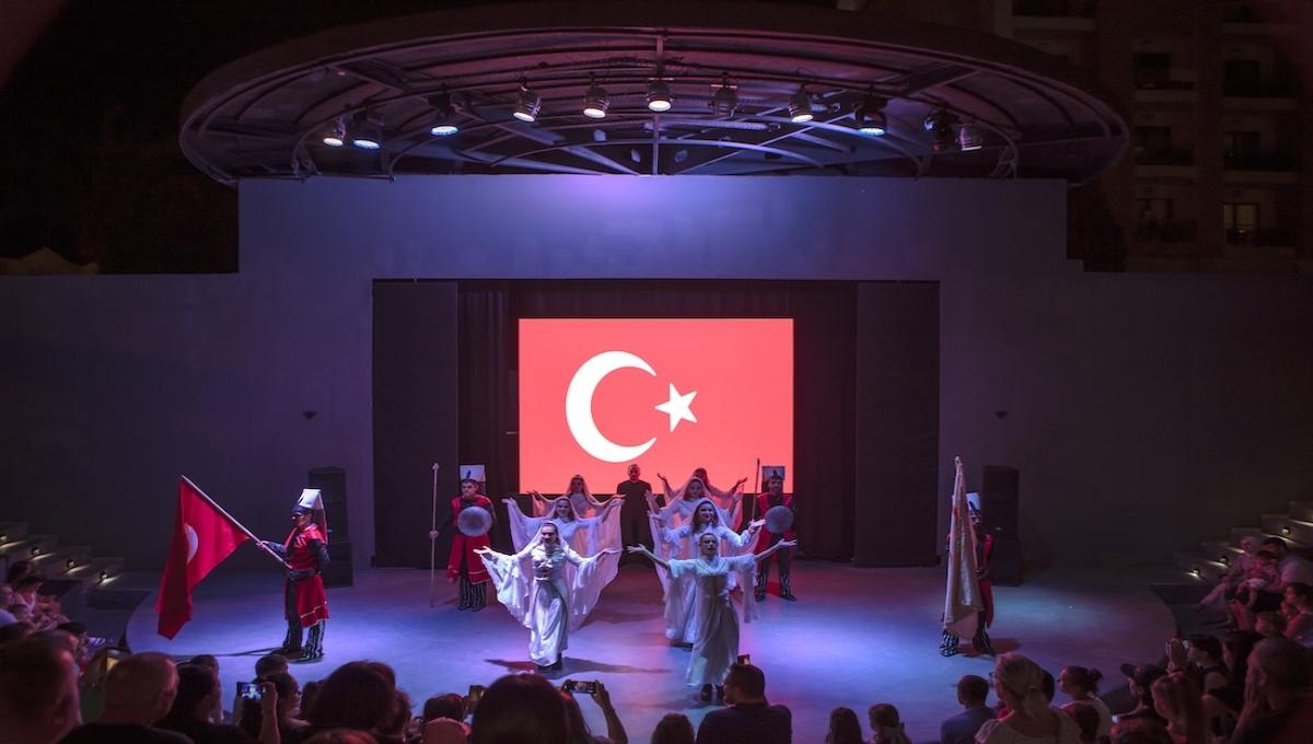 Grand Ring Hotel / Grand Ring Hotel