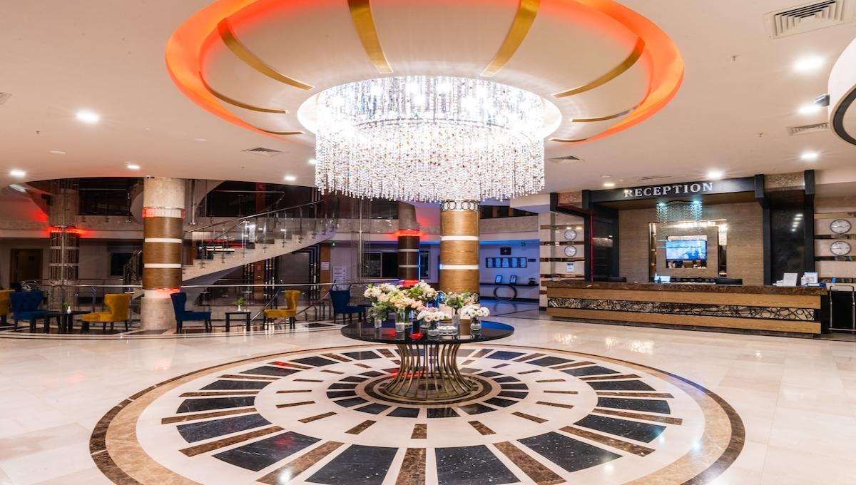 Grand Ring Hotel / Grand Ring Hotel