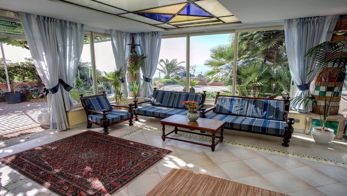 Hotel Kalos / Hotel Kalos