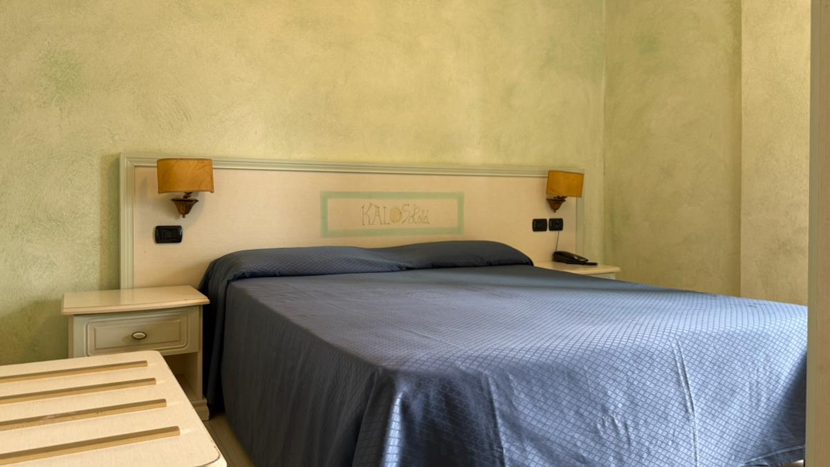 Hotel Kalos / Hotel Kalos