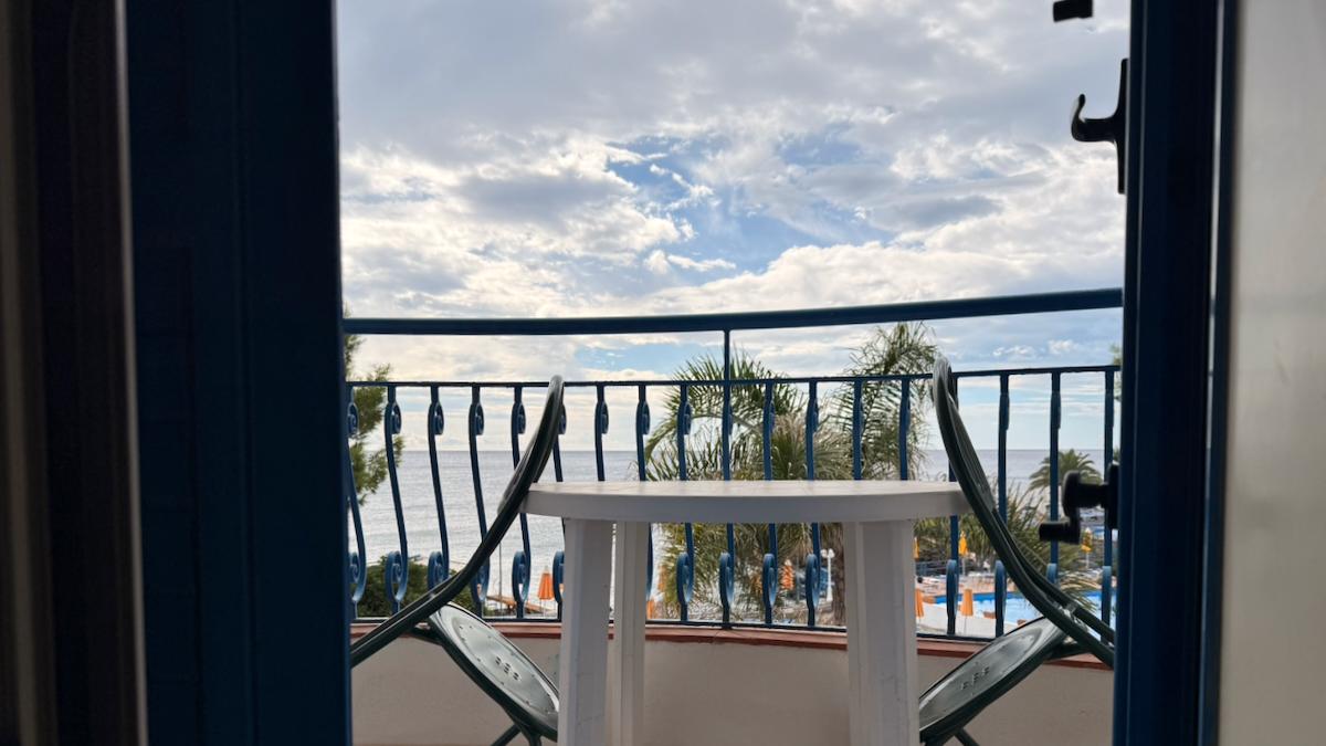 Hotel Kalos / Hotel Kalos