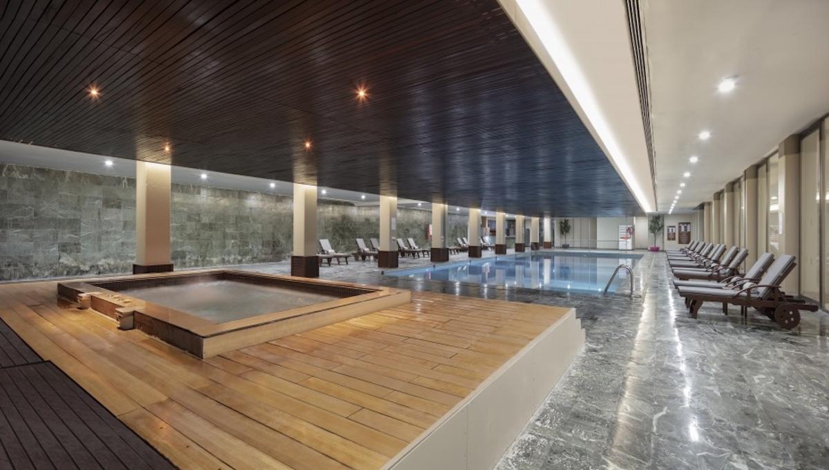 Nirvana Cosmopolitan / Nirvana Cosmopolitan