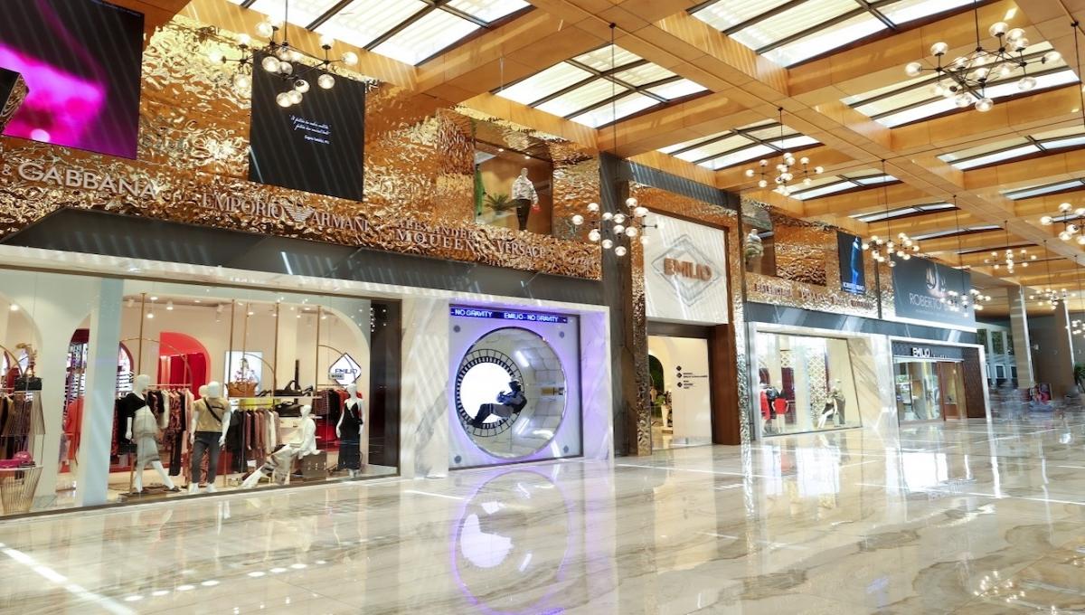 Nirvana Cosmopolitan / Nirvana Cosmopolitan