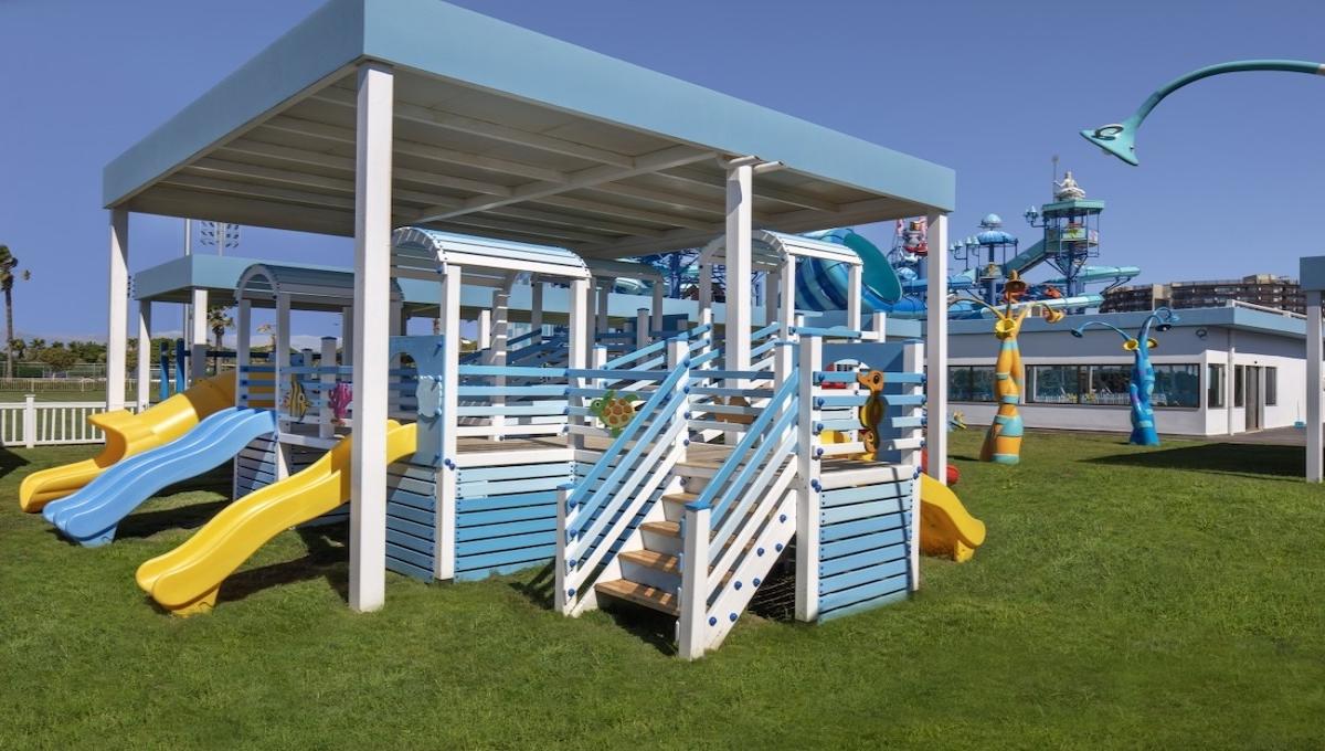 Nirvana Cosmopolitan / Nirvana Cosmopolitan