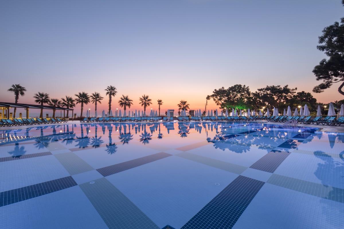 Nirvana Mediterranean Excellence / Nirvana Mediterranean Excellence