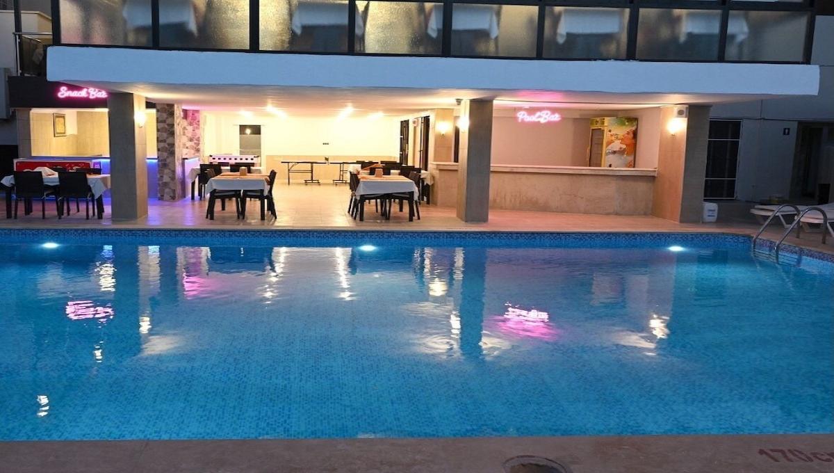 Roxx Royal Hotel / Roxx Royal Hotel