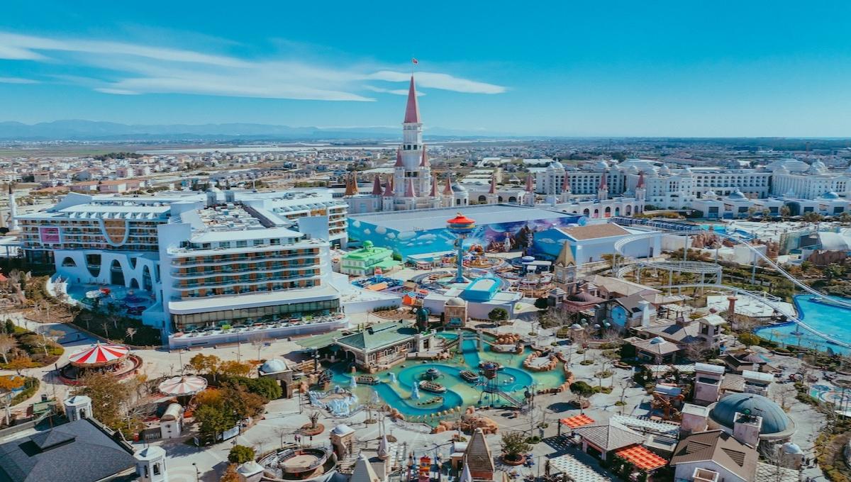 The Land Of Legends Kingdom Hotel / The Land Of Legends Kingdom Hotel