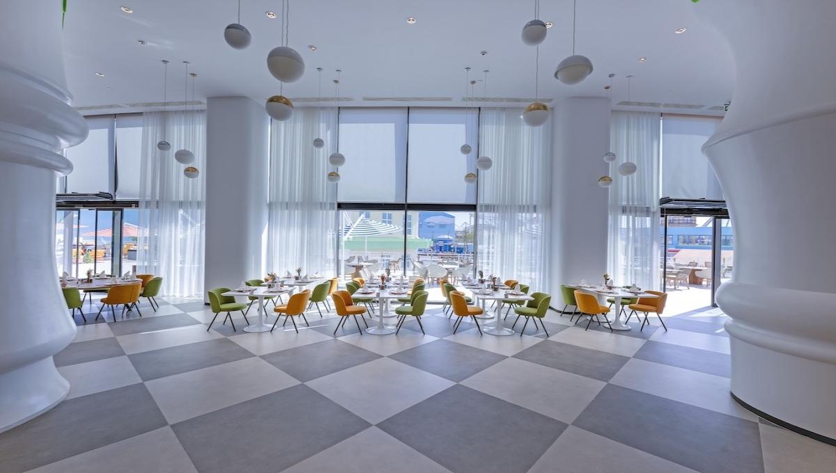 The Land Of Legends Nickelodeon Hotel / The Land Of Legends Nickelodeon Hotel