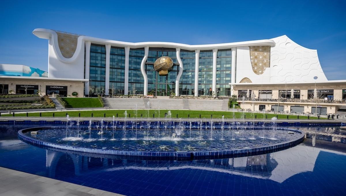 THE LAND OF LEGENDS - NICKELODEON HOTEL