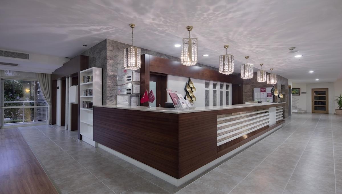 Trendy Side Beach Adult Only 16+ / Trendy Side Beach Adult Only 16+