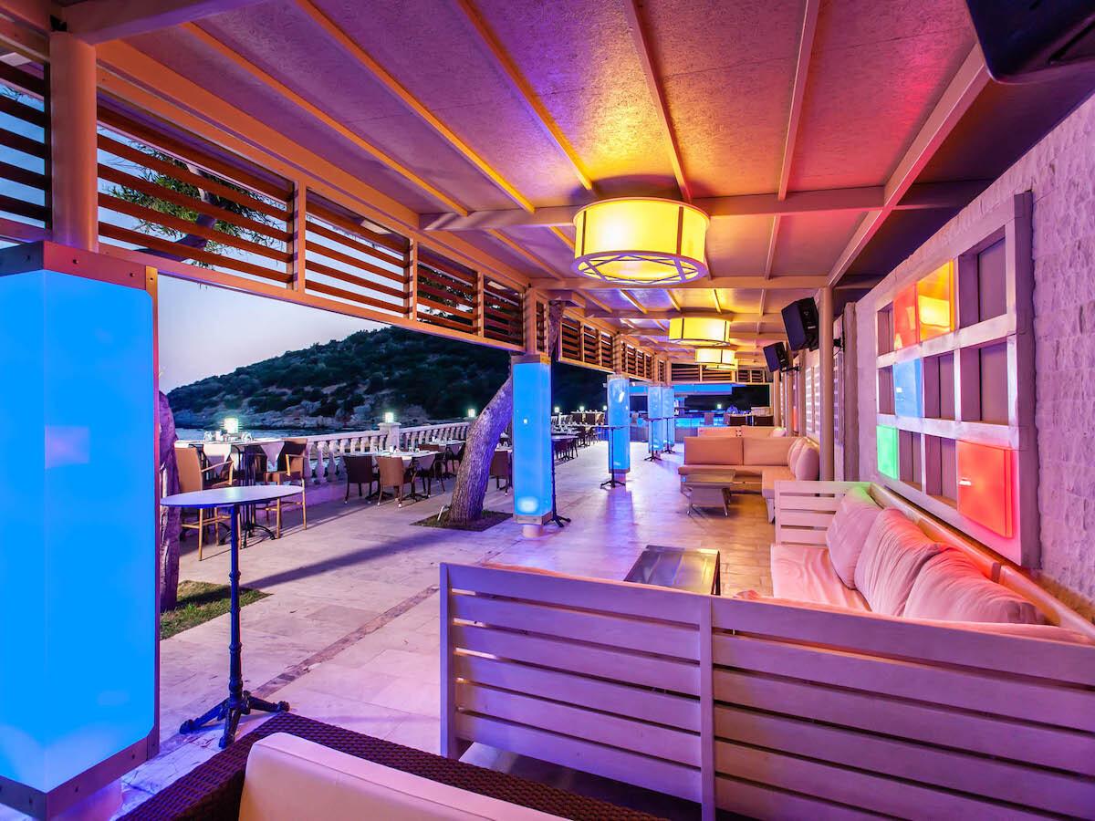 Tusan Beach Resort / Tusan Beach Resort