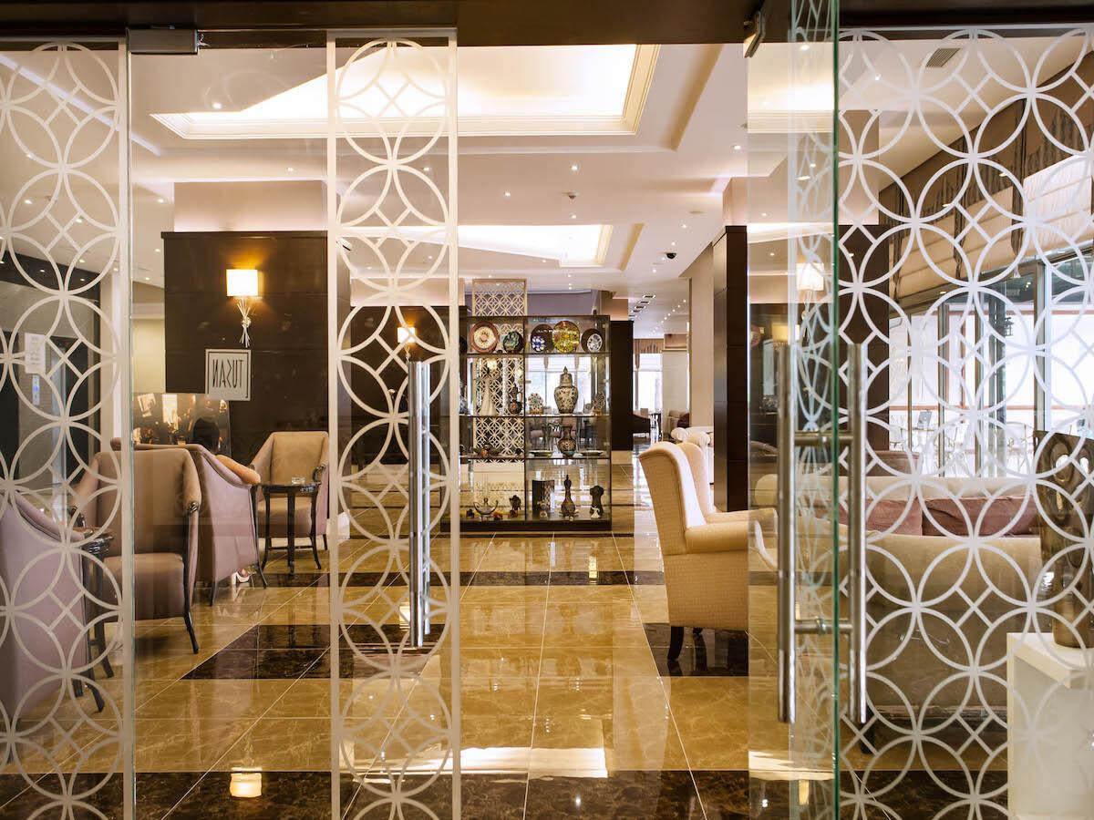 Tusan Beach Resort / Tusan Beach Resort