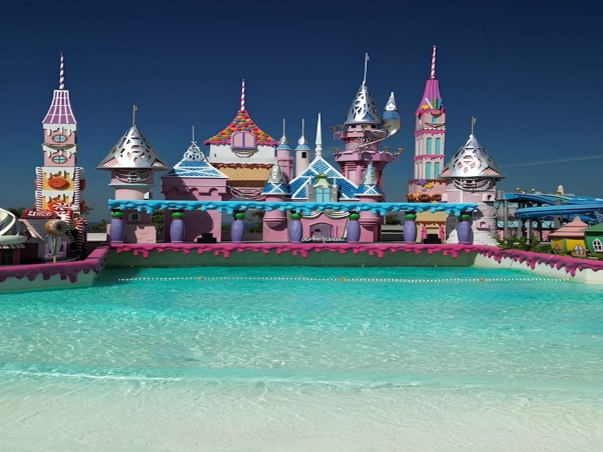 Vogue Hotel Supreme Bodrum / Vogue Hotel Supreme Bodrum