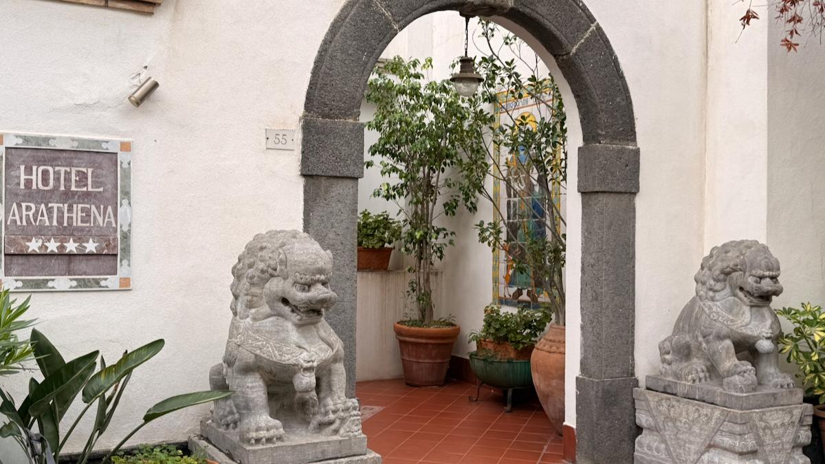 Arathena Rocks Hotel / Arathena Rocks Hotel