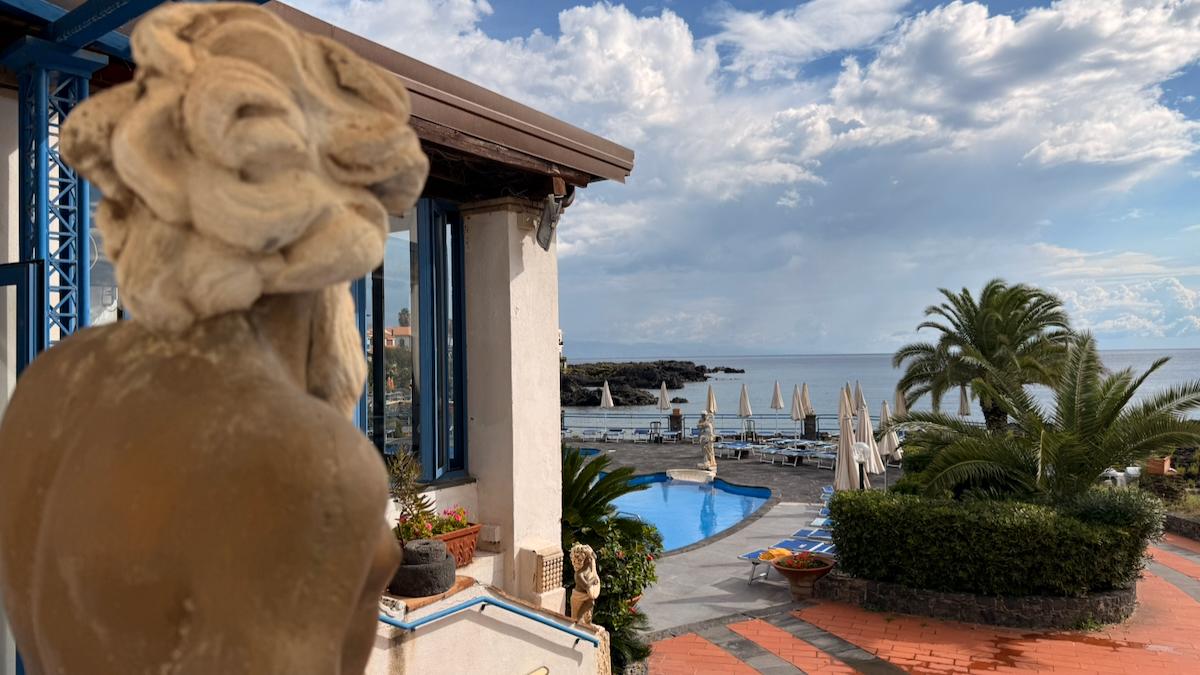 Arathena Rocks Hotel / Arathena Rocks Hotel