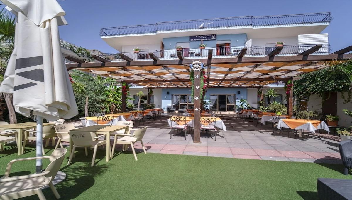 Chrismare / Chrismare