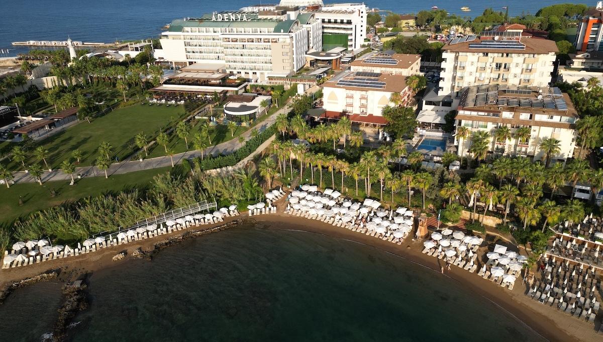 Eos Beach Resort / Eos Beach Resort