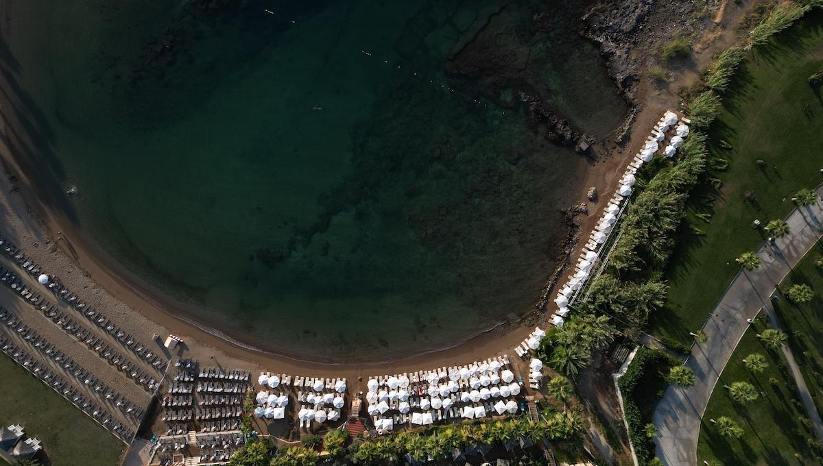 Eos Beach Resort / Eos Beach Resort