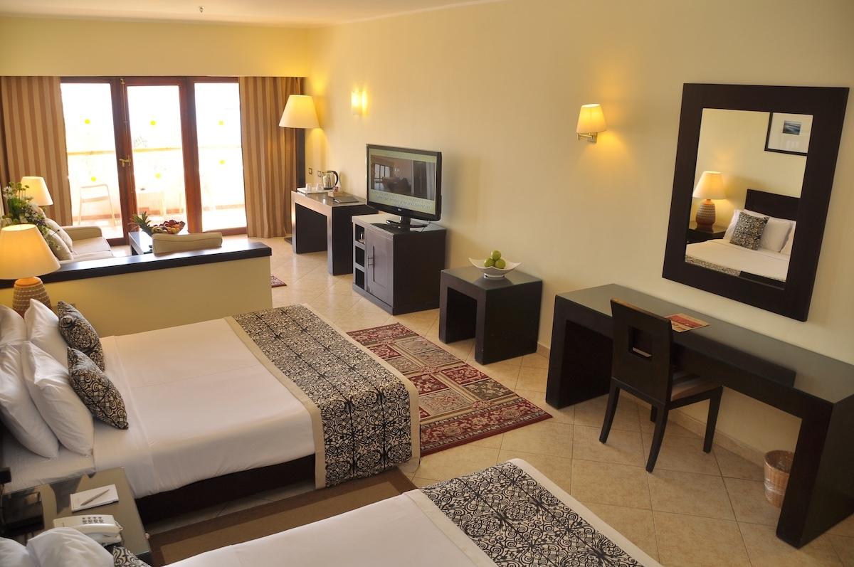 Fort Arabesque West Bay Resort / Fort Arabesque West Bay Resort