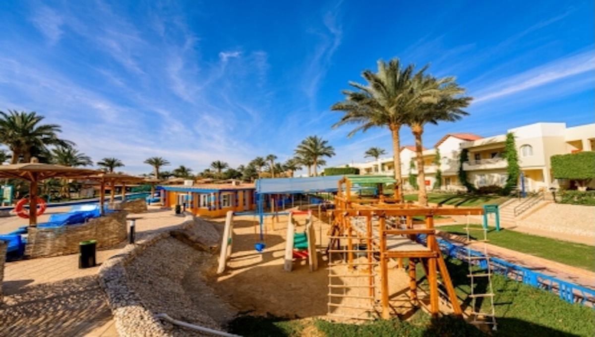 Golden Beach Resort / Golden Beach Resort