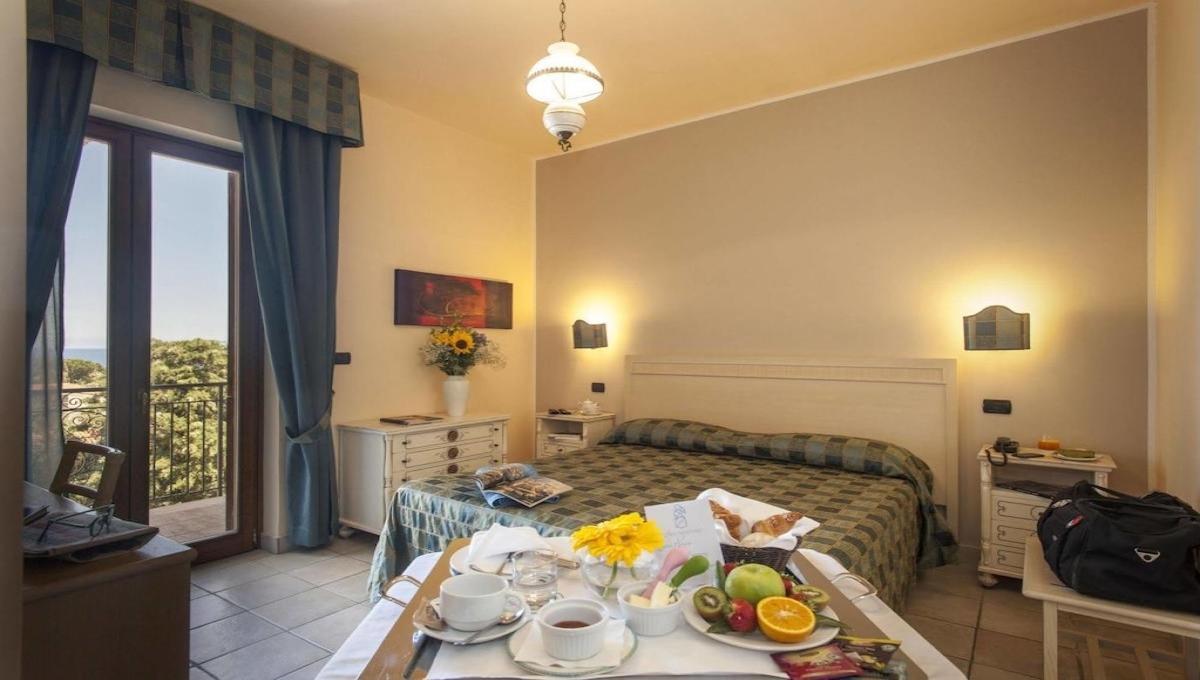 Hotel Baia Del Capitano / Hotel Baia Del Capitano