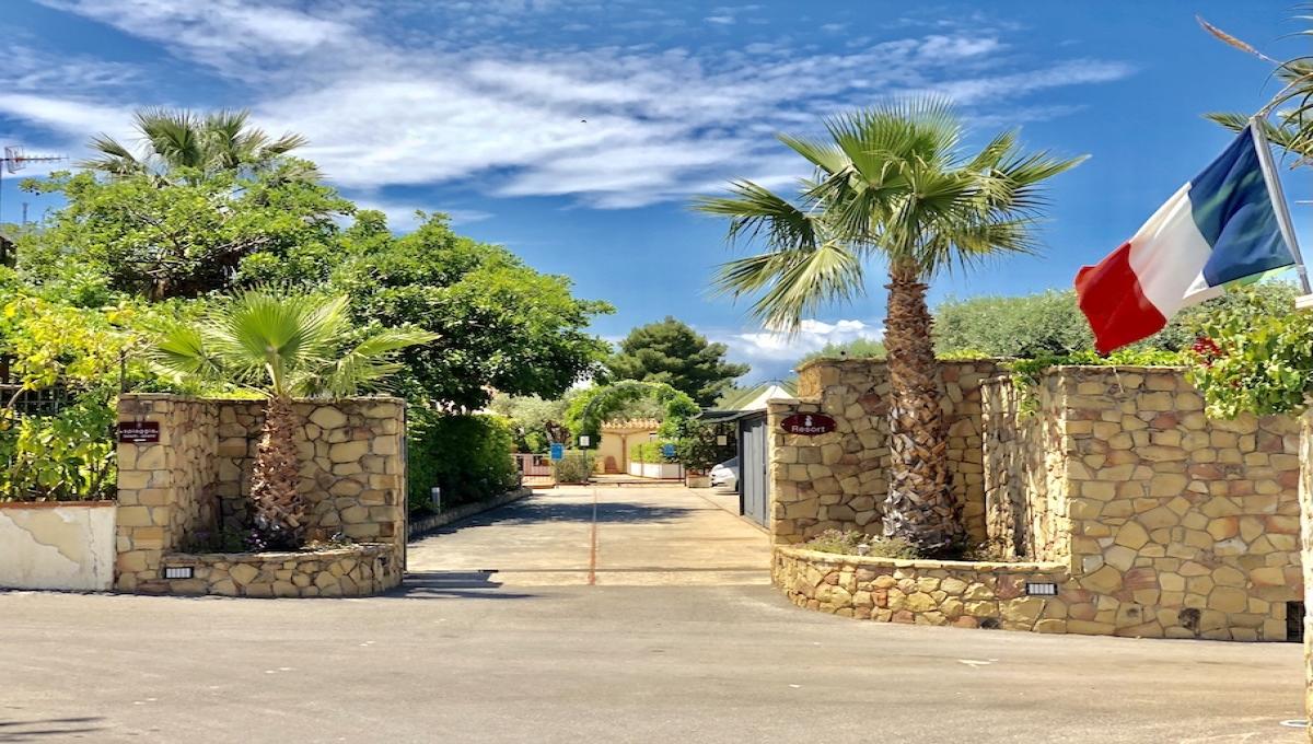 Hotel Baia Del Capitano / Hotel Baia Del Capitano